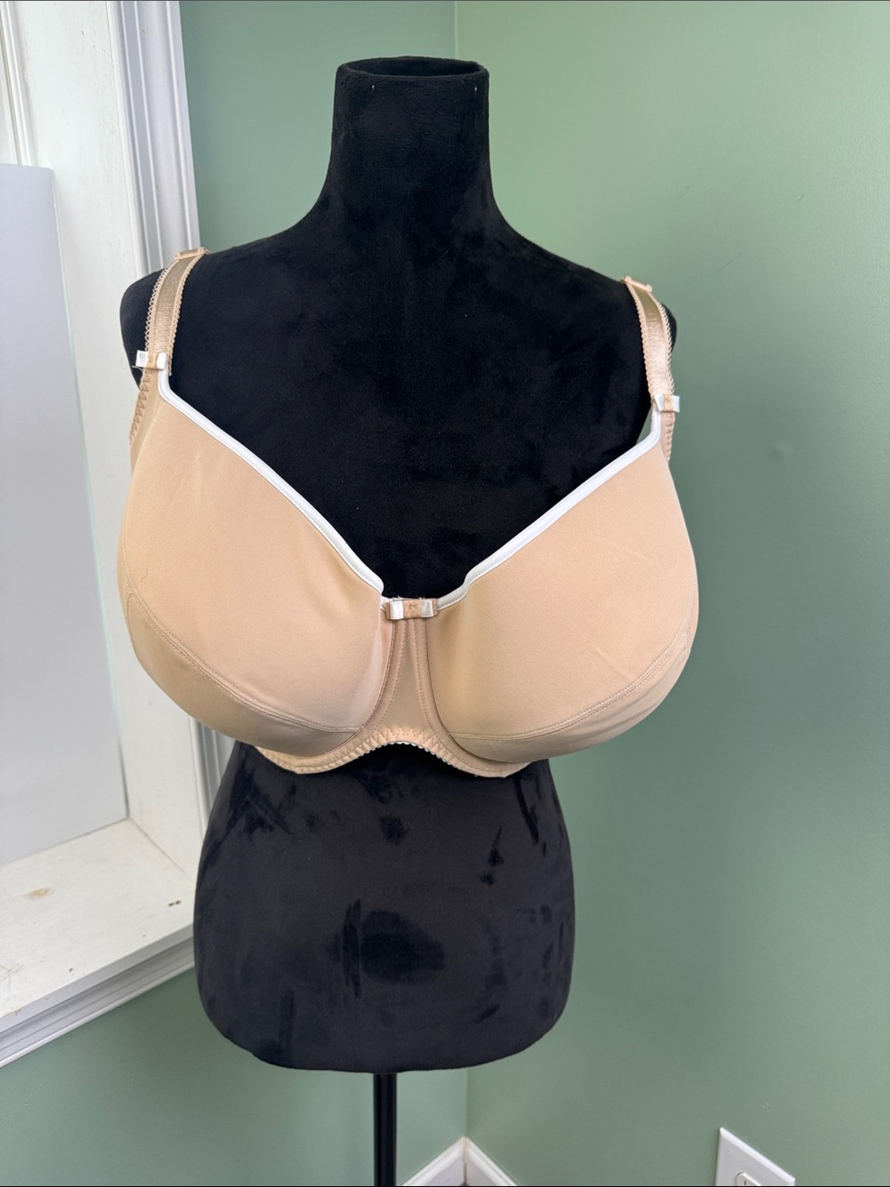 Curvy Kate Full Coverage Nude Underwire Bra 40J